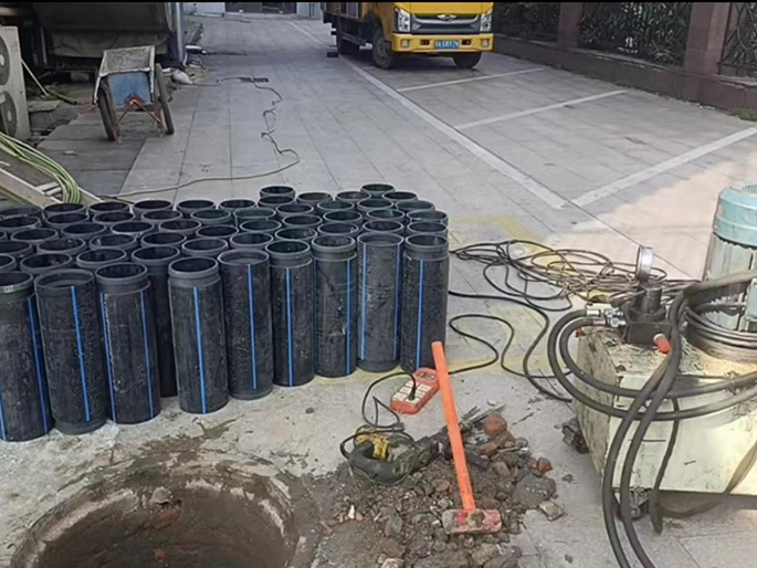 果洛PE置换管厂家 DN315置换管 非开挖管短管置换